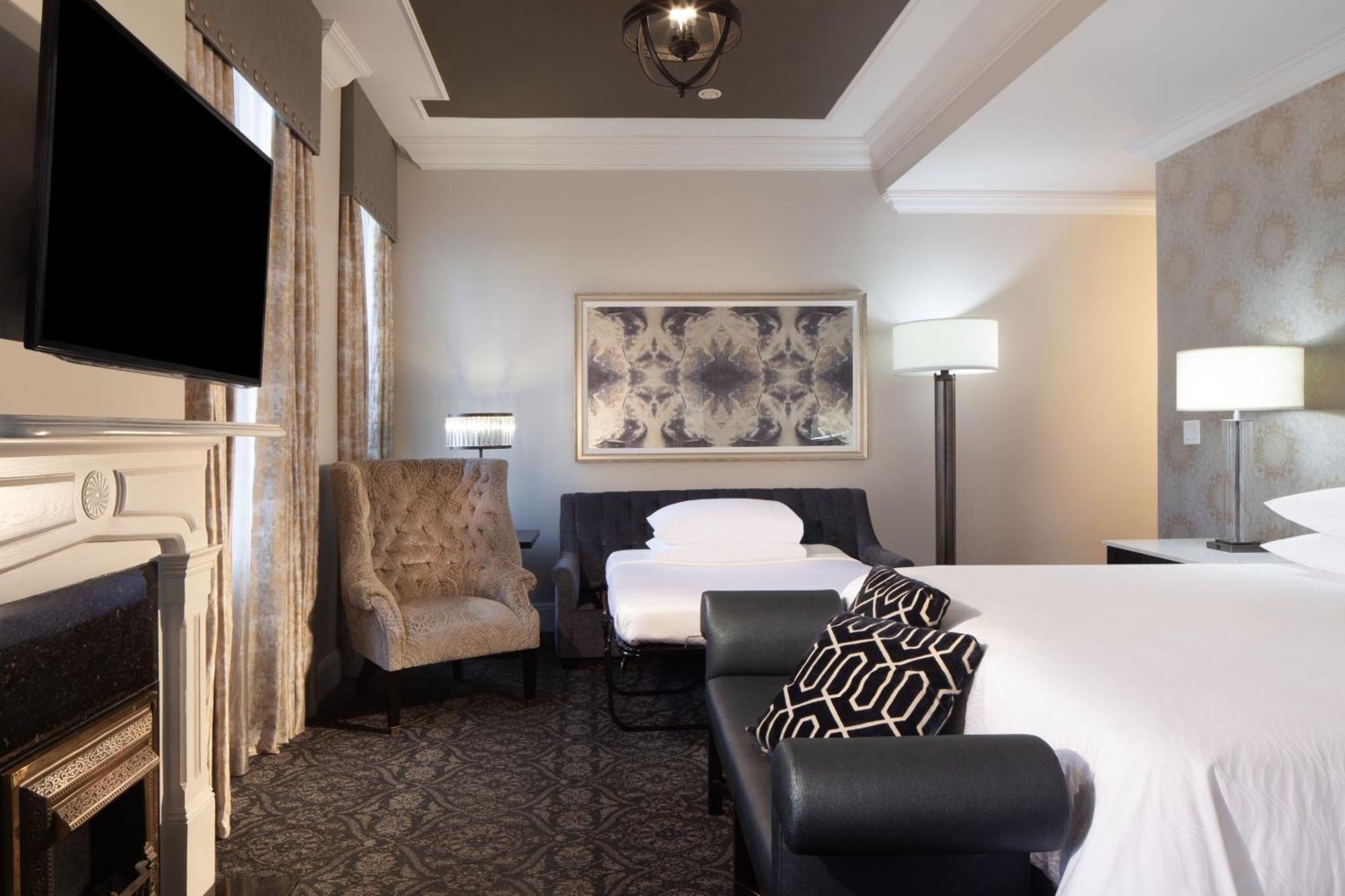 Hotel Le Pavillon 4*
